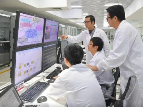 博士后被批量引進(jìn)上海,年薪12萬打底引爭(zhēng)議 還不如月薪4000